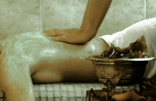 Complete your Hammam ritual with our all-natural care line. Moroccan heritage in every drop. #MoroccanRituals #HolisticBeauty